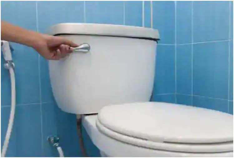 टॉयलेट पाइप से भी फैल सकता है कोरोना वायरस? जानें रिसर्च में क्‍या हुआ खुलासा