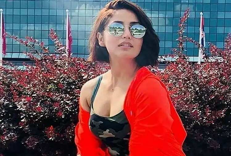 Net Worth: बॉलीवुड अभिनेत्री यामी गौतम के पास है इतने करोड़ की संपत्ति, जानकर चौंक जाएंगे आप