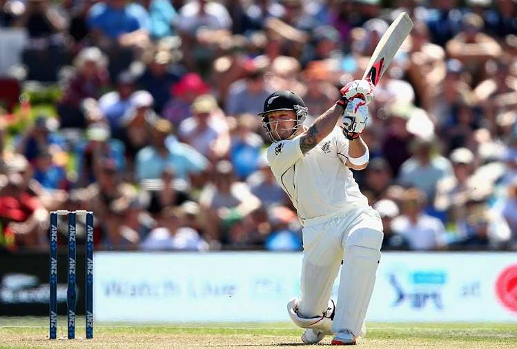 OMG: 103 टेस्ट मैचों में केवल 98 छक्के ही लगा सके हैं क्रिस गेल, ये है सर्वाधिक छक्के लगाने वाले पांच बल्लेबाज