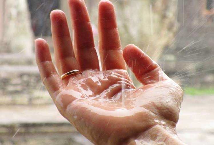 Health Tips:  बारिश के मौसम में इंफेक्शन से बचने के लिए अपनाएं बचाव, जानें…