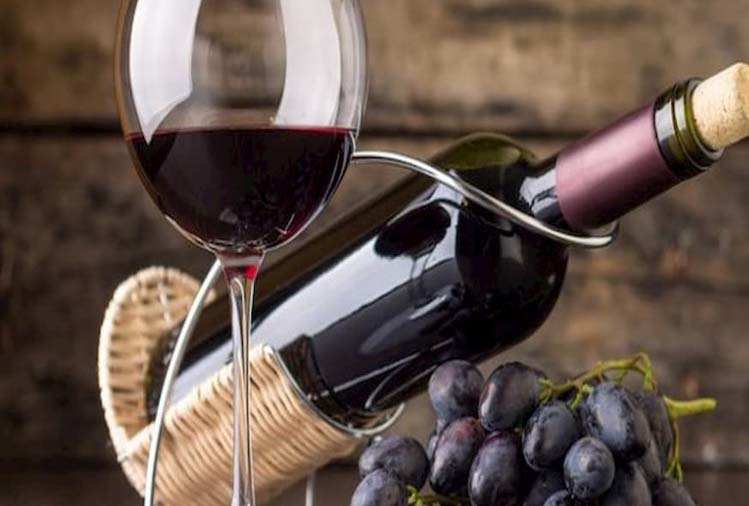 Health Tips:  Red Wine पीने से सेहत को होते हैं कई फायदे, जानें…