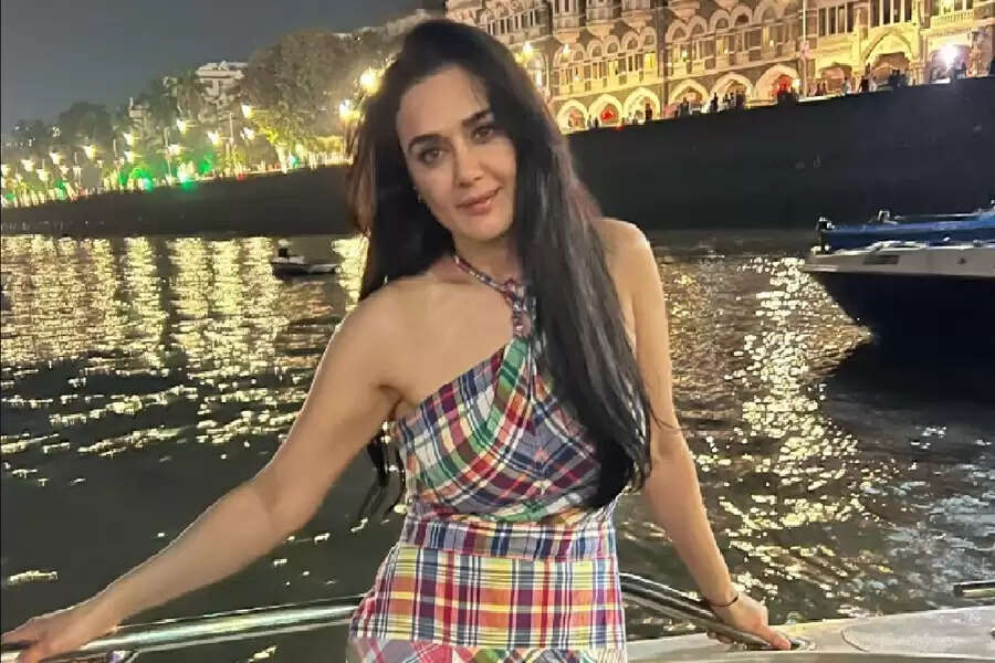 GG