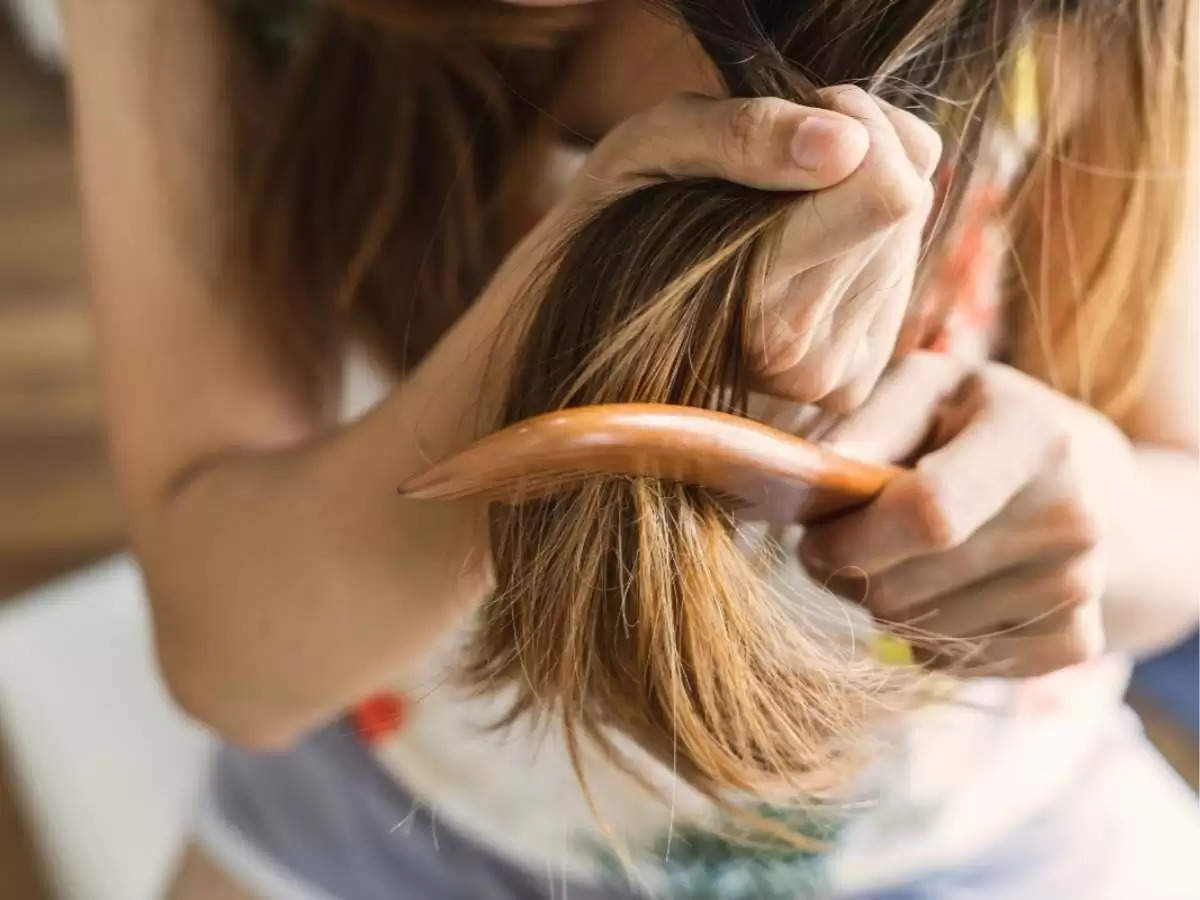 Hair Care Tips- बालों के झड़ने की समस्या से निजात दिलाएगा ये उपाय, आज से ही करें इस्तेमाल