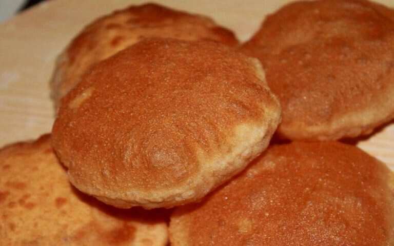 Kitchen Tips: इस तरीके से फुलेंगी पुरियां बड़ी आसानी से