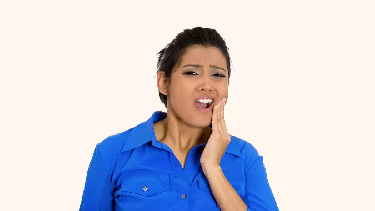 Health Tips- दांतो के दर्द से परेशान हैं, आजमाएं ये घरेलू नुस्खें