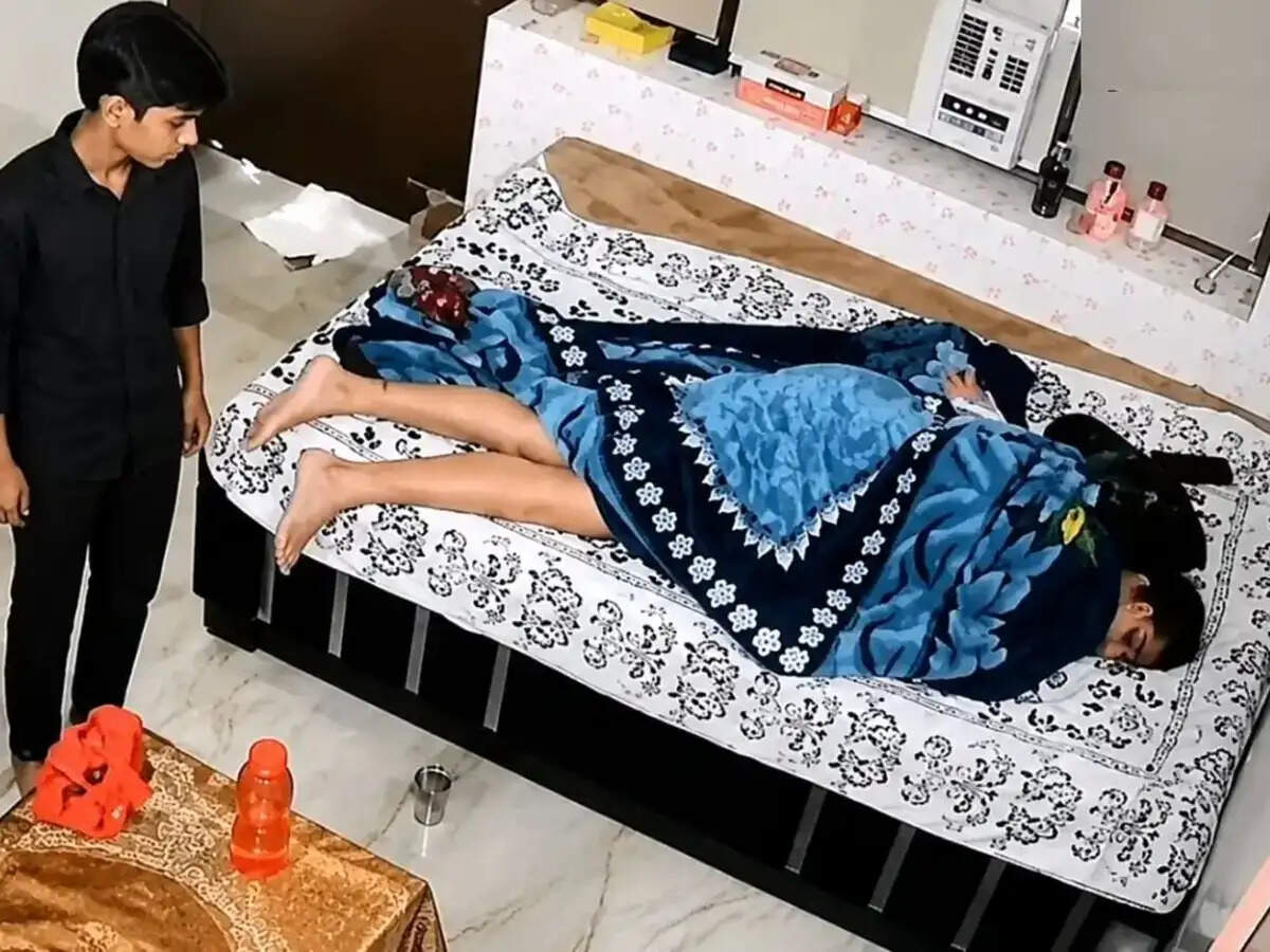 f